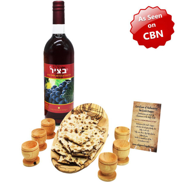 https://zaksjerusalemgifts.com/wp-content/uploads/2023/04/products-6-cup-olive-wood-lords-supper-set-750ml-jerusalem-grape-juice-600x600.jpg
