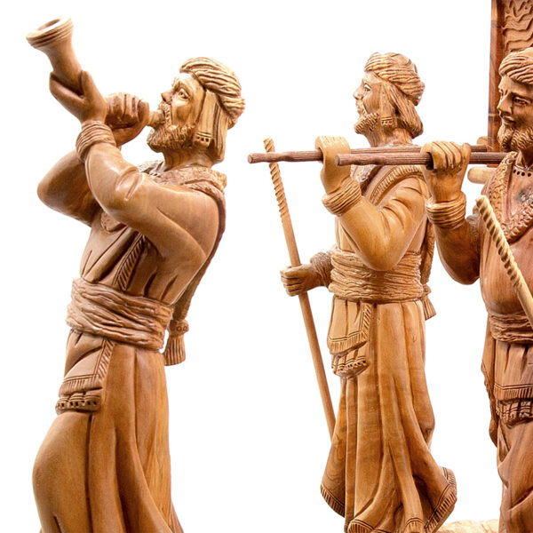 'Ark of the Covenant with Priests' in Olive Wood - detail