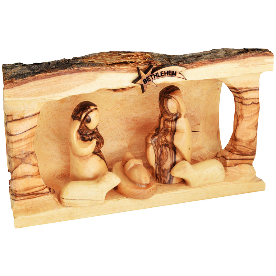 Olive Wood Creche Bethlehem Nativity Log – Faceless Figurines – 7″ (front)