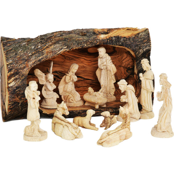 Fine Detailed Figurines - Handmade Olive Wood Set in Natural Log