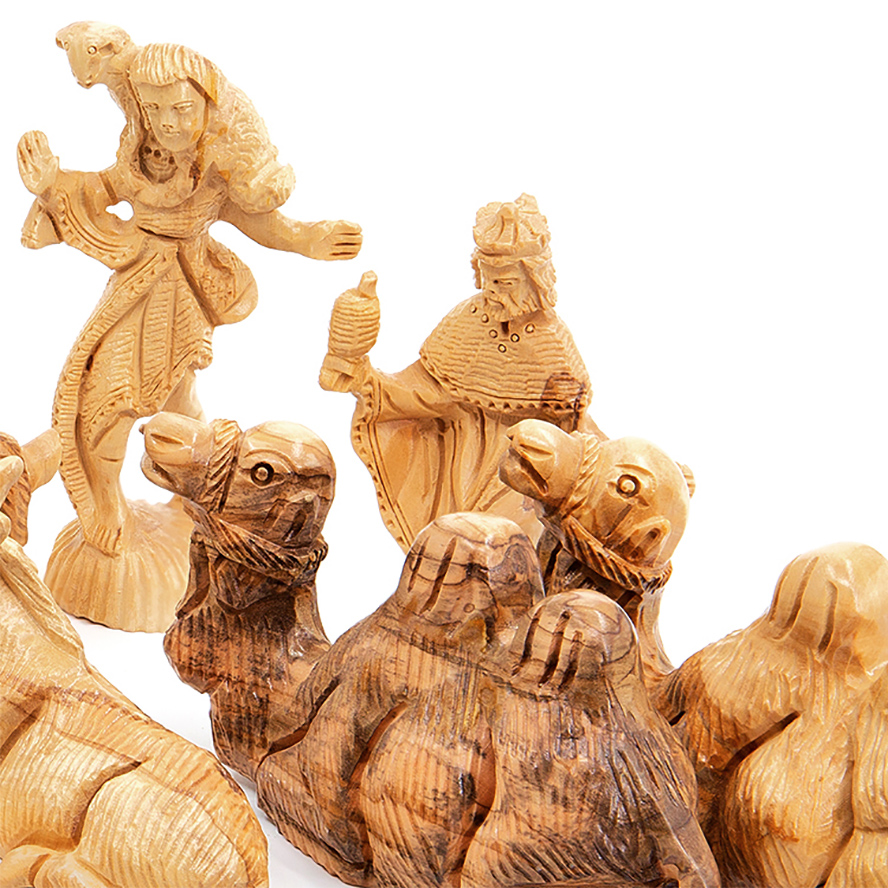 Olive Wood Nativity Figurines – Deluxe Set – Made in Bethlehem – detail