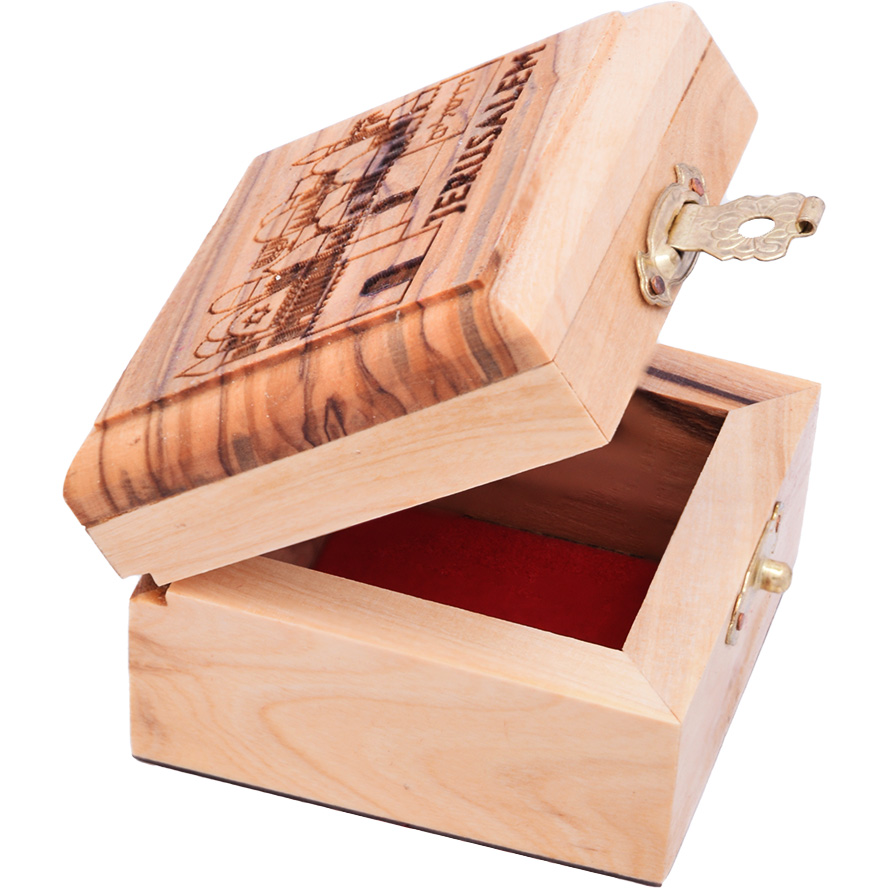 Wooden Box with ‘Jerusalem’ in Hebrew and English – Made in Israel – 2″ (open)