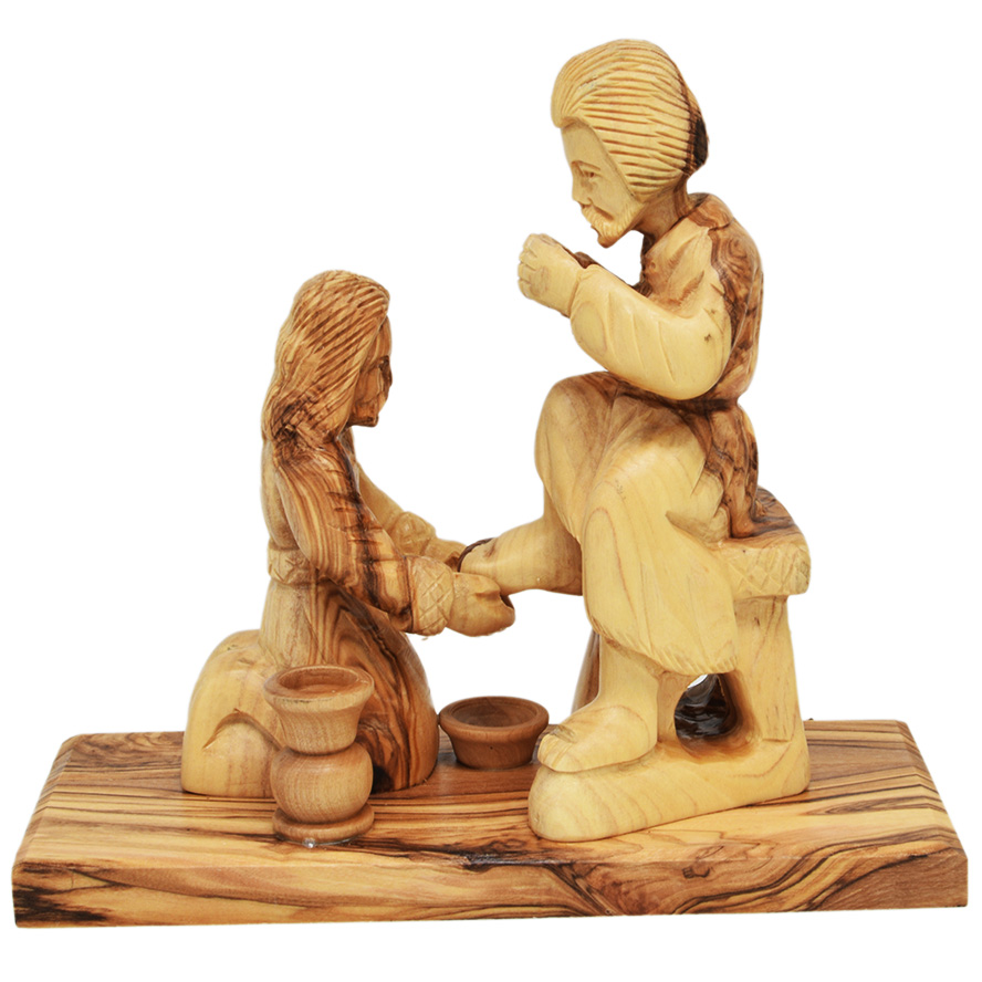 ‘Jesus Washes the Feet of Peter’ Olive Wood Ornament (side view)
