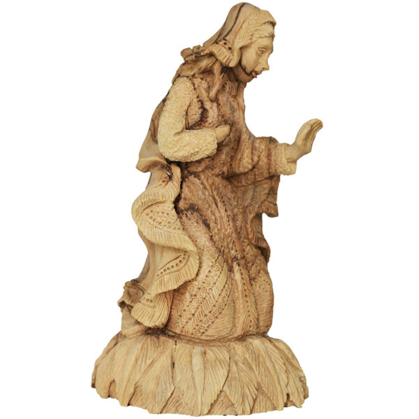 Biblical Art 'The Holy Family' Statue set - Mary (side view)
