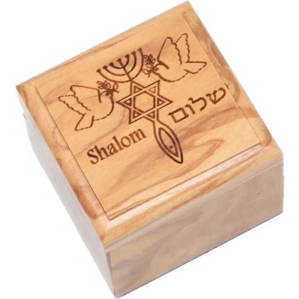 'One New man' with Shalom Doves - Olive Wood Box - Made in Israel 2"