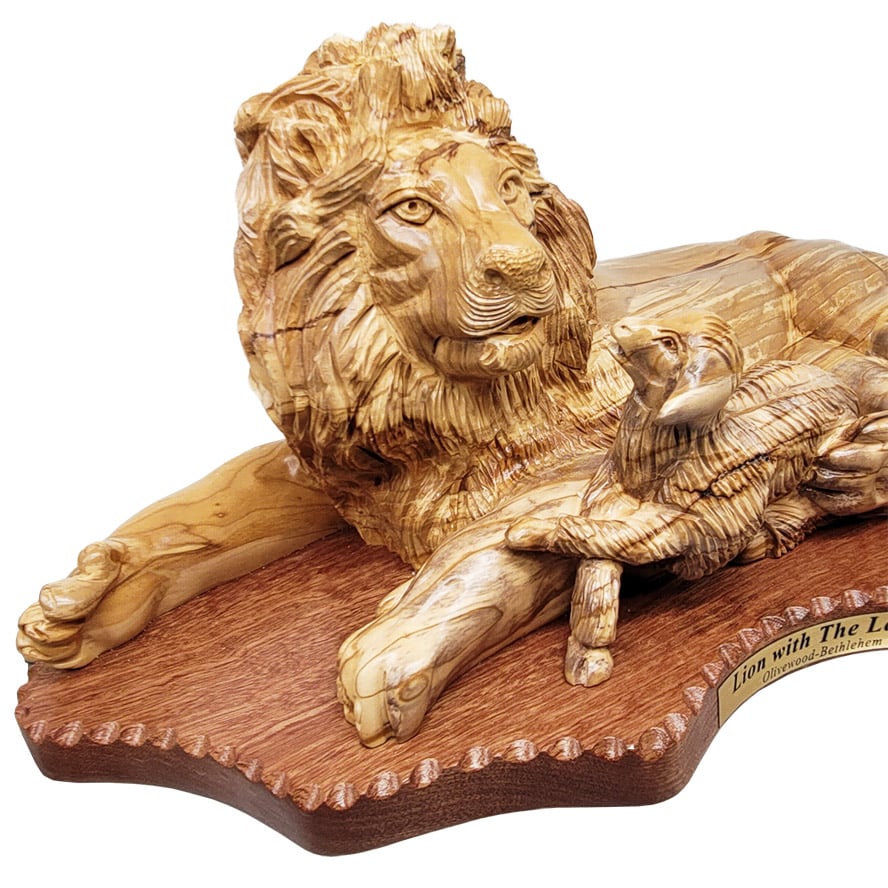 ‘The Lion of Judah – The Lamb of God’ Olive Wood Carving – Made in Israel – (detail)